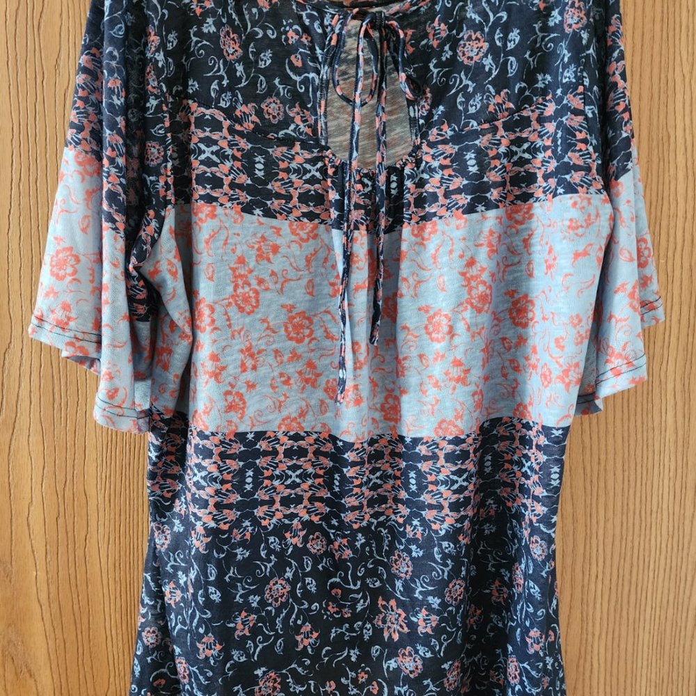 Womens Top-Weekend by Susan Berto